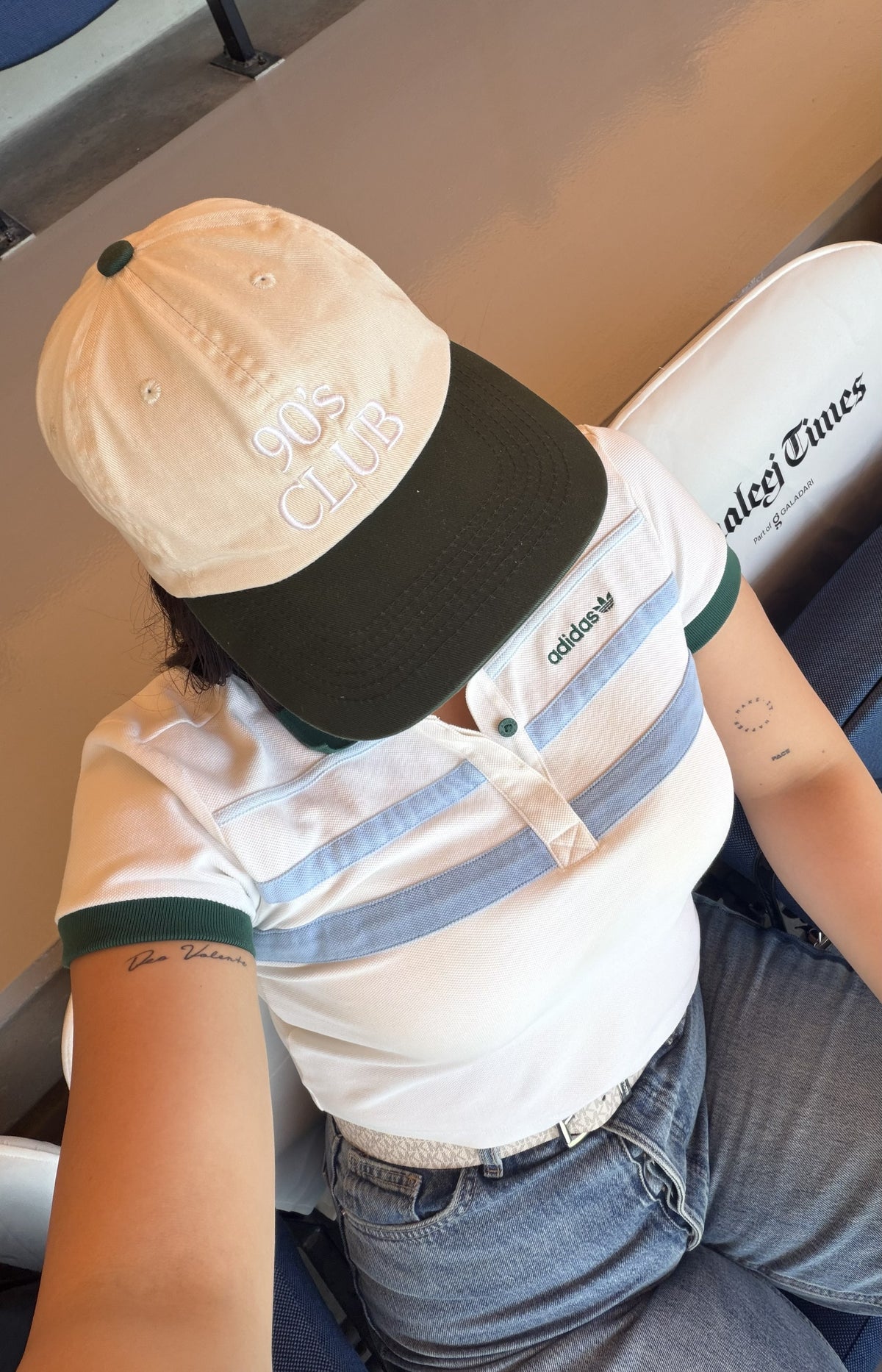 90's Club Cap - Beige & Green